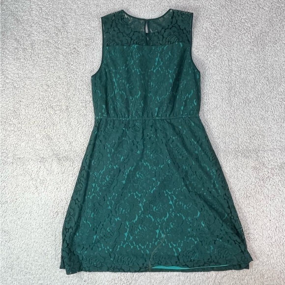 Fossil Green Mini Sleeveless Dress w/ Green Lace Overlay Size Small Boho - Picture 6 of 10